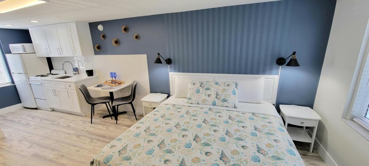 Satellite Motel Сант Пит Бич Экстерьер фото