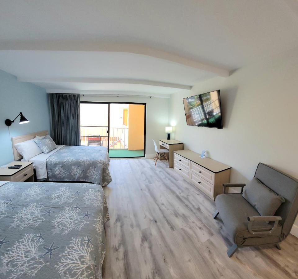 Satellite Motel Сант Пит Бич Экстерьер фото