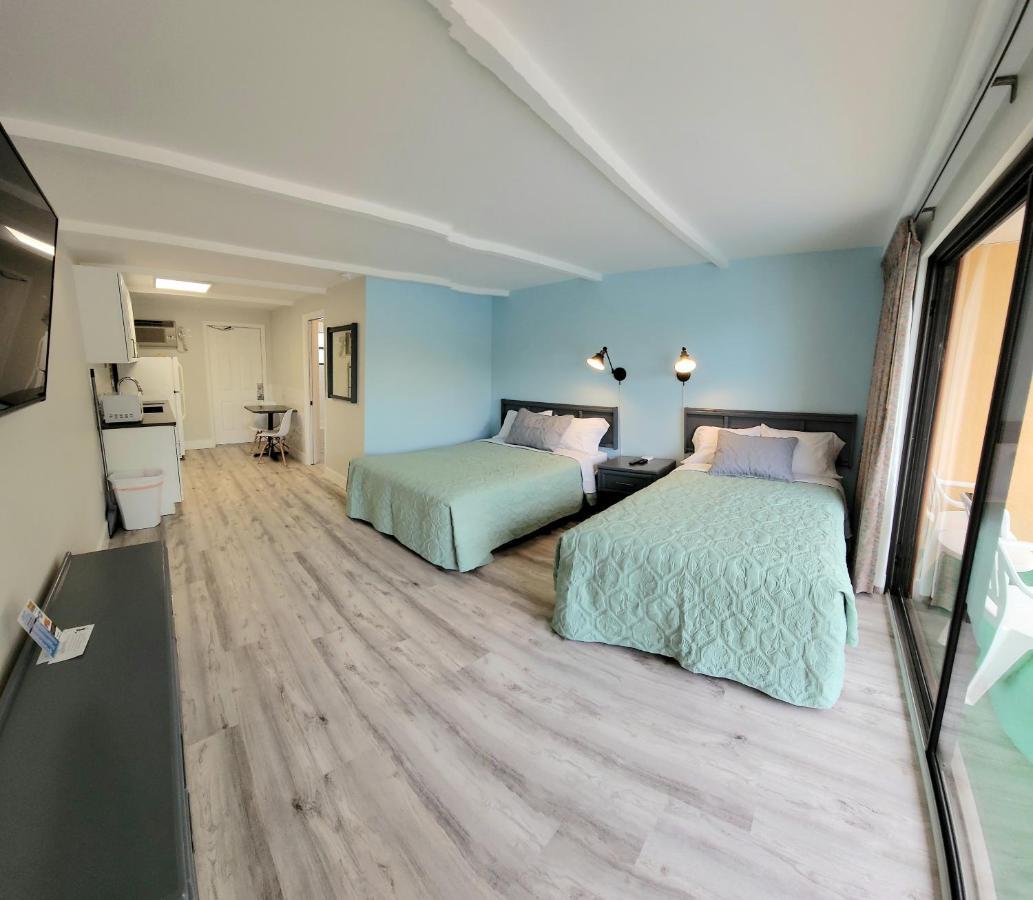 Satellite Motel Сант Пит Бич Экстерьер фото
